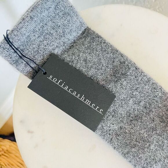 SOFIA CASHMERE Screen Compatible Tech Knit Cashmere Gloves, Gray, LUXURIOUS, NWT - Picture 3 of 10